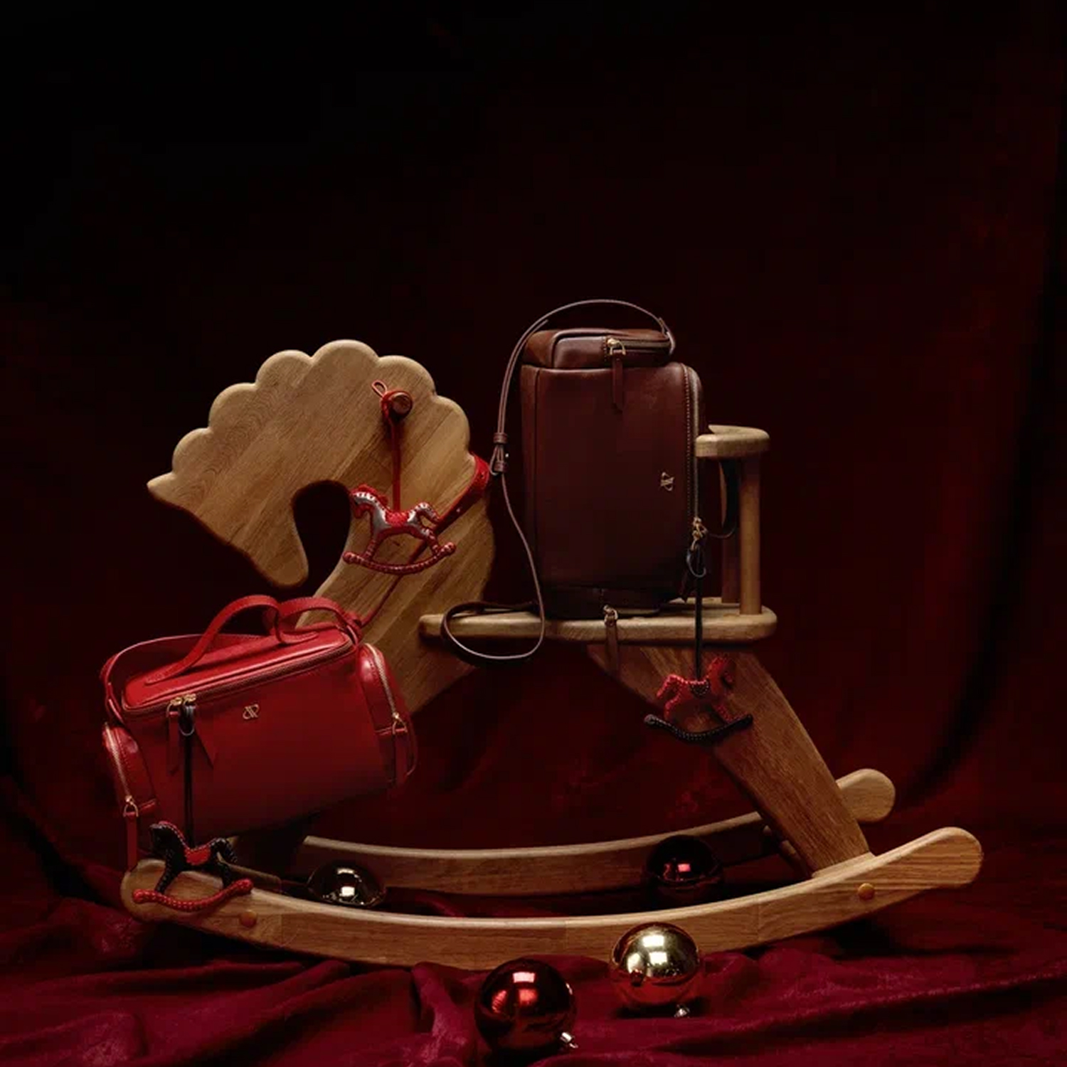 Зимний SALE в APRELL