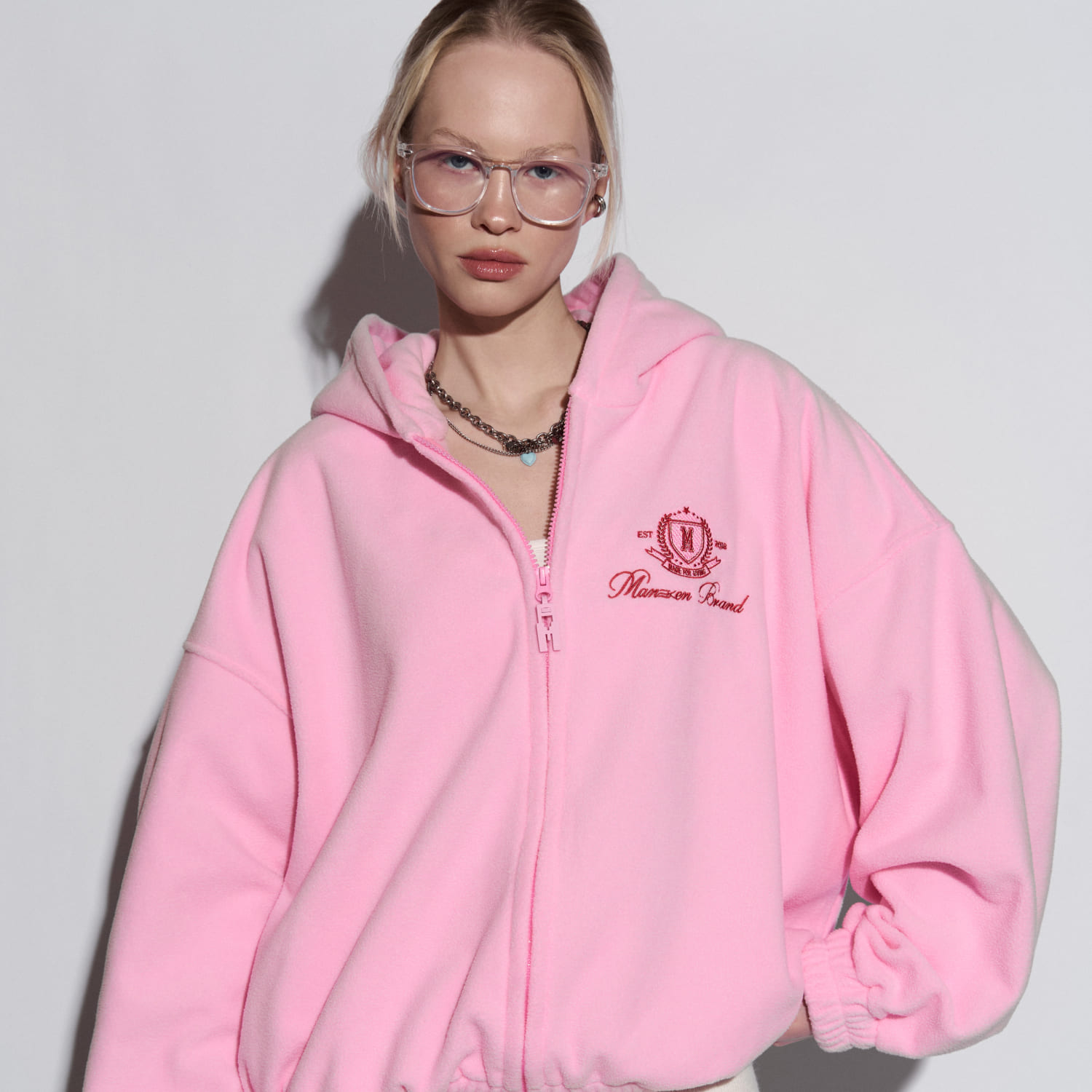 Весна в стиле оверсайз: новинки от Maneken Brand